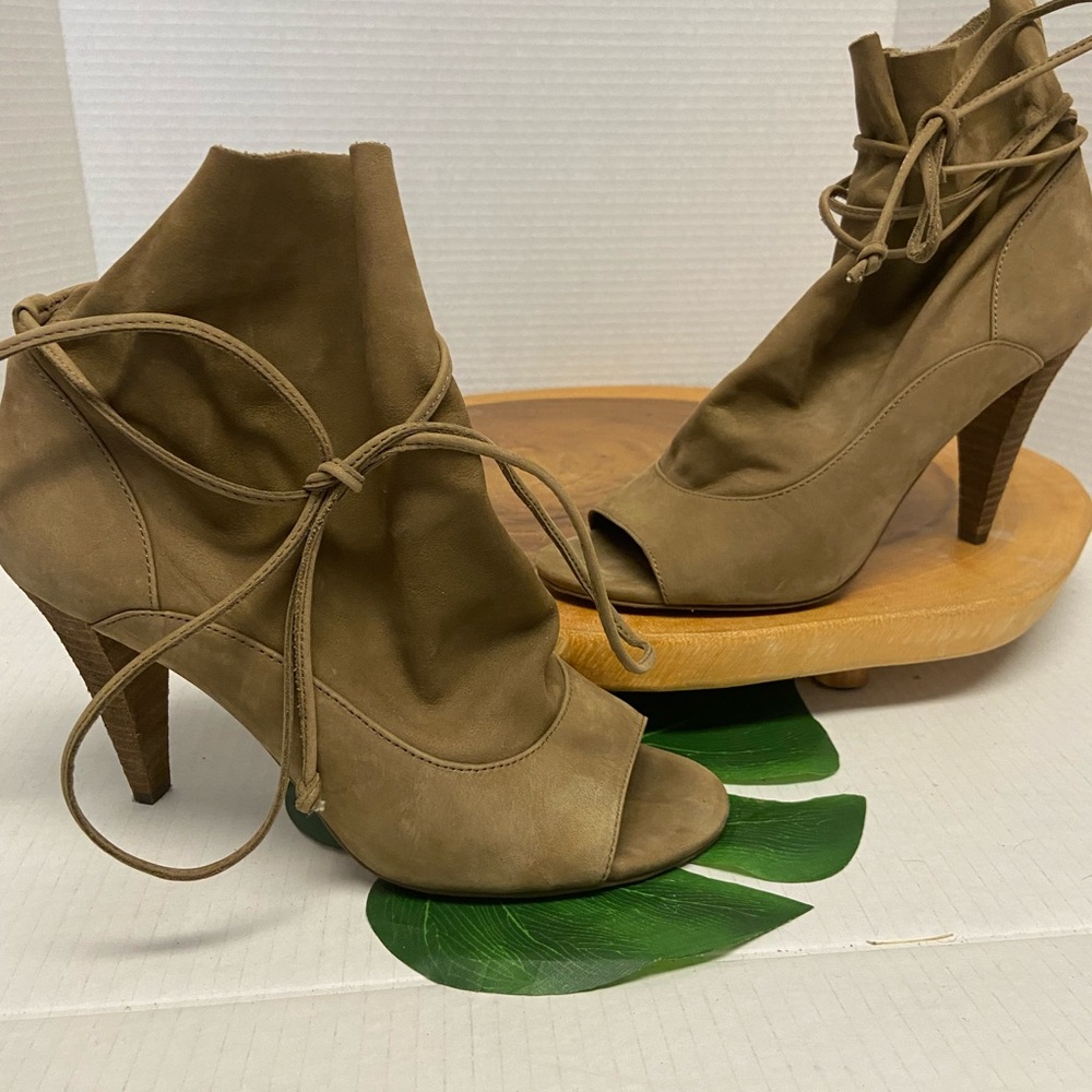 Vince Camuto Suede Peep Toe Wrap Tie Ankle Heels Booties - Picture 1 of 12